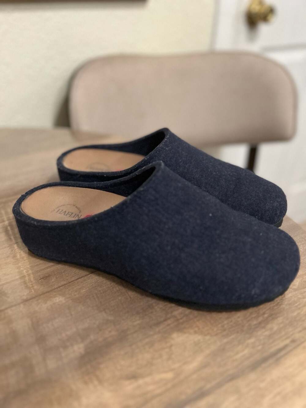 Haflinger Everest Wool Felt Clog Slippers in Navy